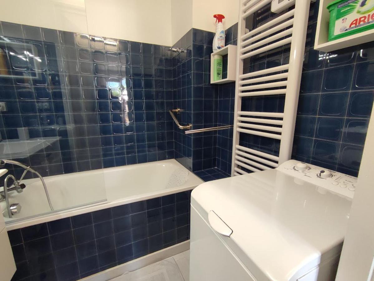 Chez Dominique, T2, Centre Ville, Vue Montagne, Wifi, 4 Personnes Bagnères-de-Luchon Eksteriør bilde
