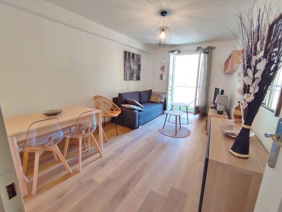 Chez Dominique, T2, Centre Ville, Vue Montagne, Wifi, 4 Personnes Bagnères-de-Luchon Eksteriør bilde