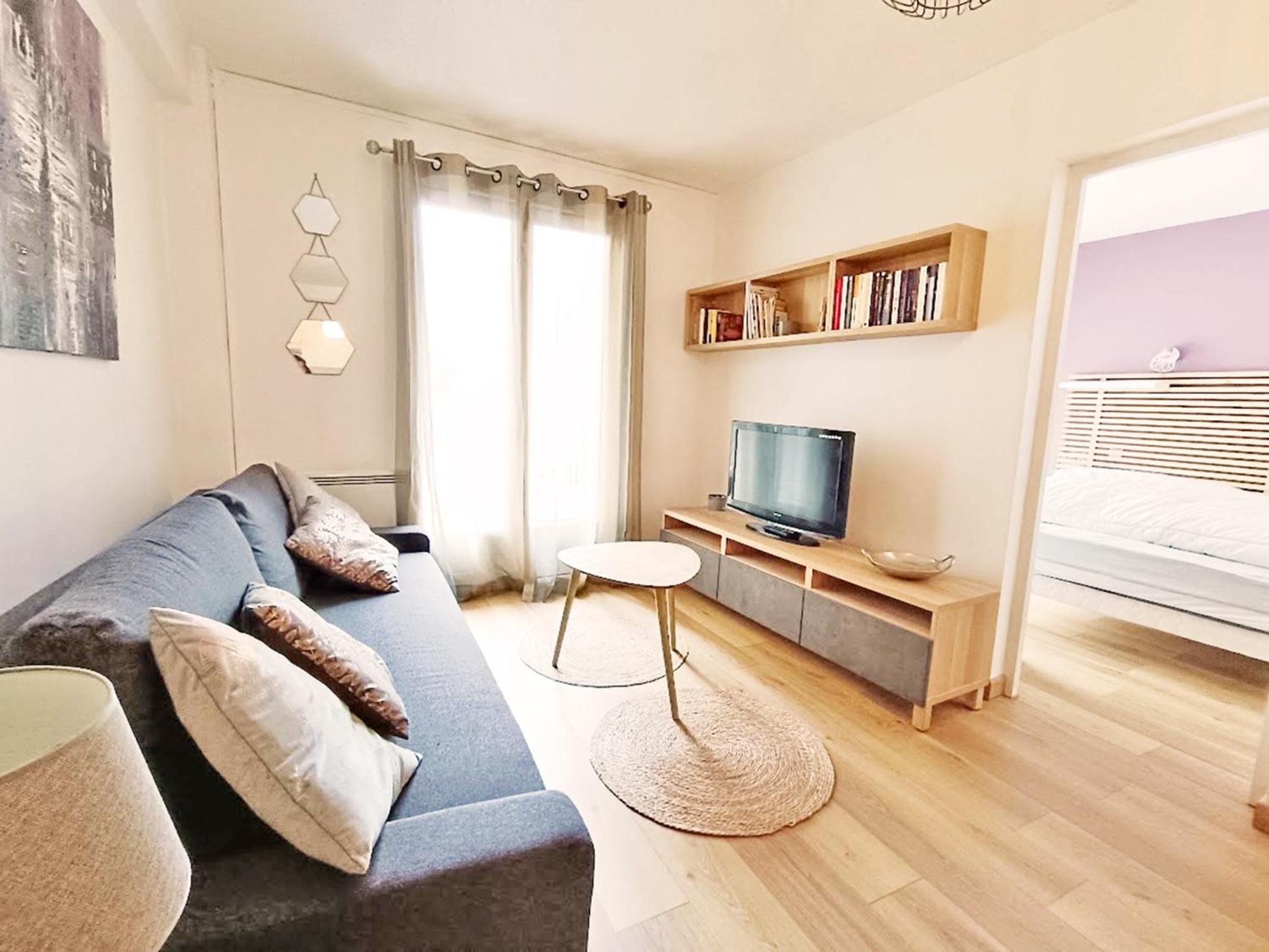 Chez Dominique, T2, Centre Ville, Vue Montagne, Wifi, 4 Personnes Bagnères-de-Luchon Eksteriør bilde